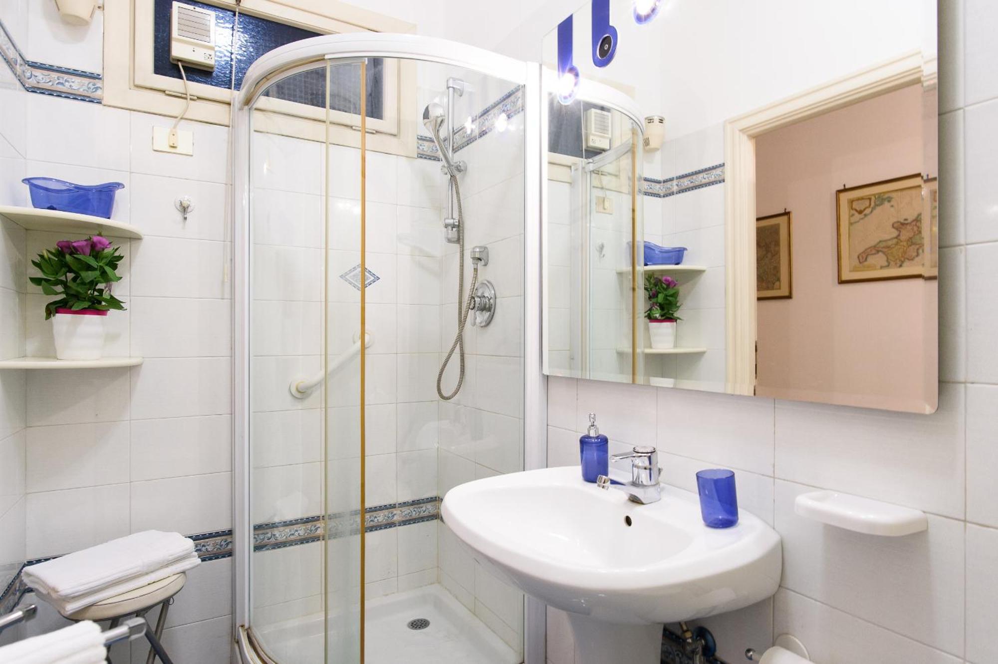 Casa Nella, With 2 Bedrooms, Apartment *