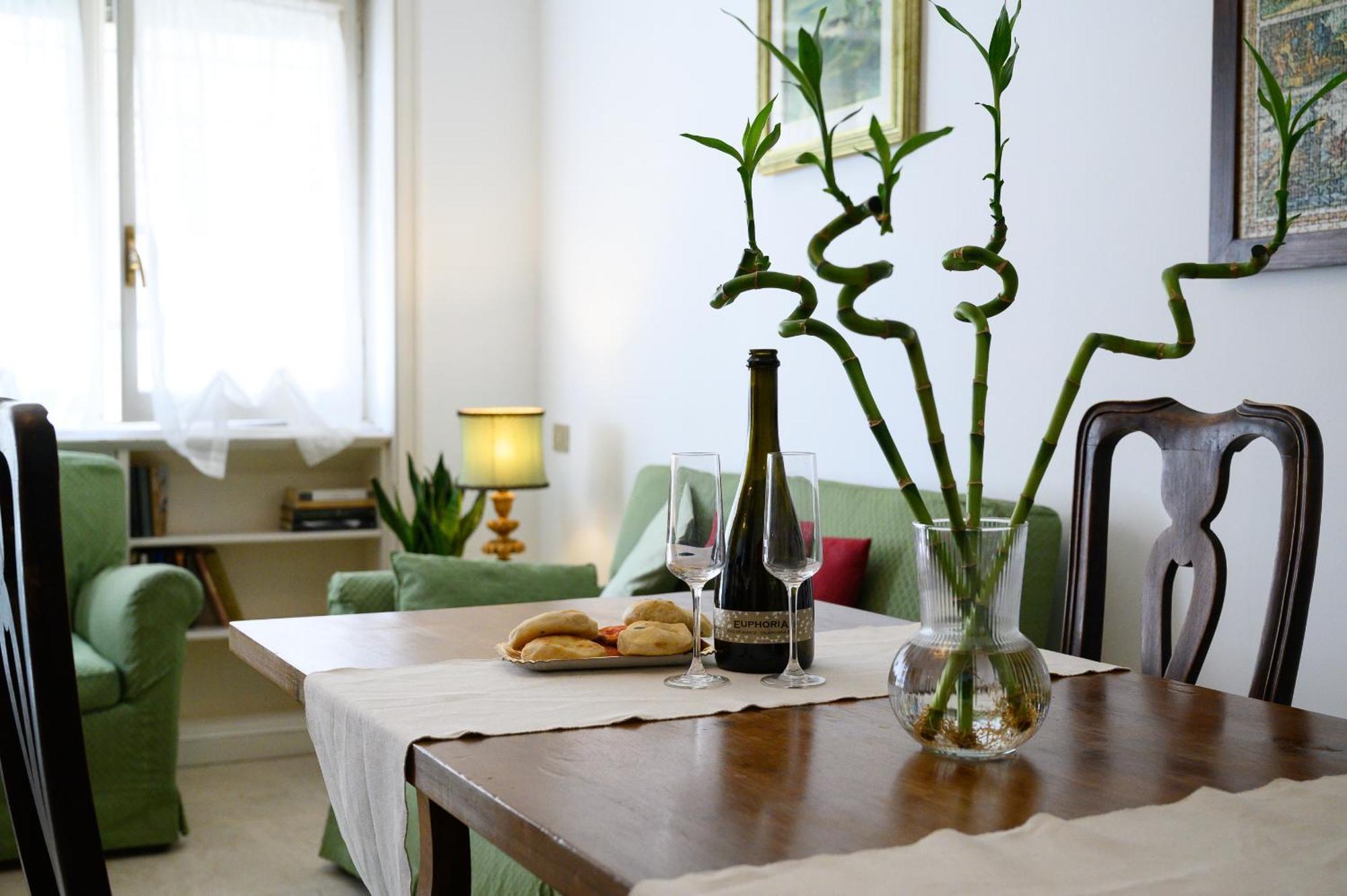 Casa Nella, With 2 Bedrooms, Apartment *