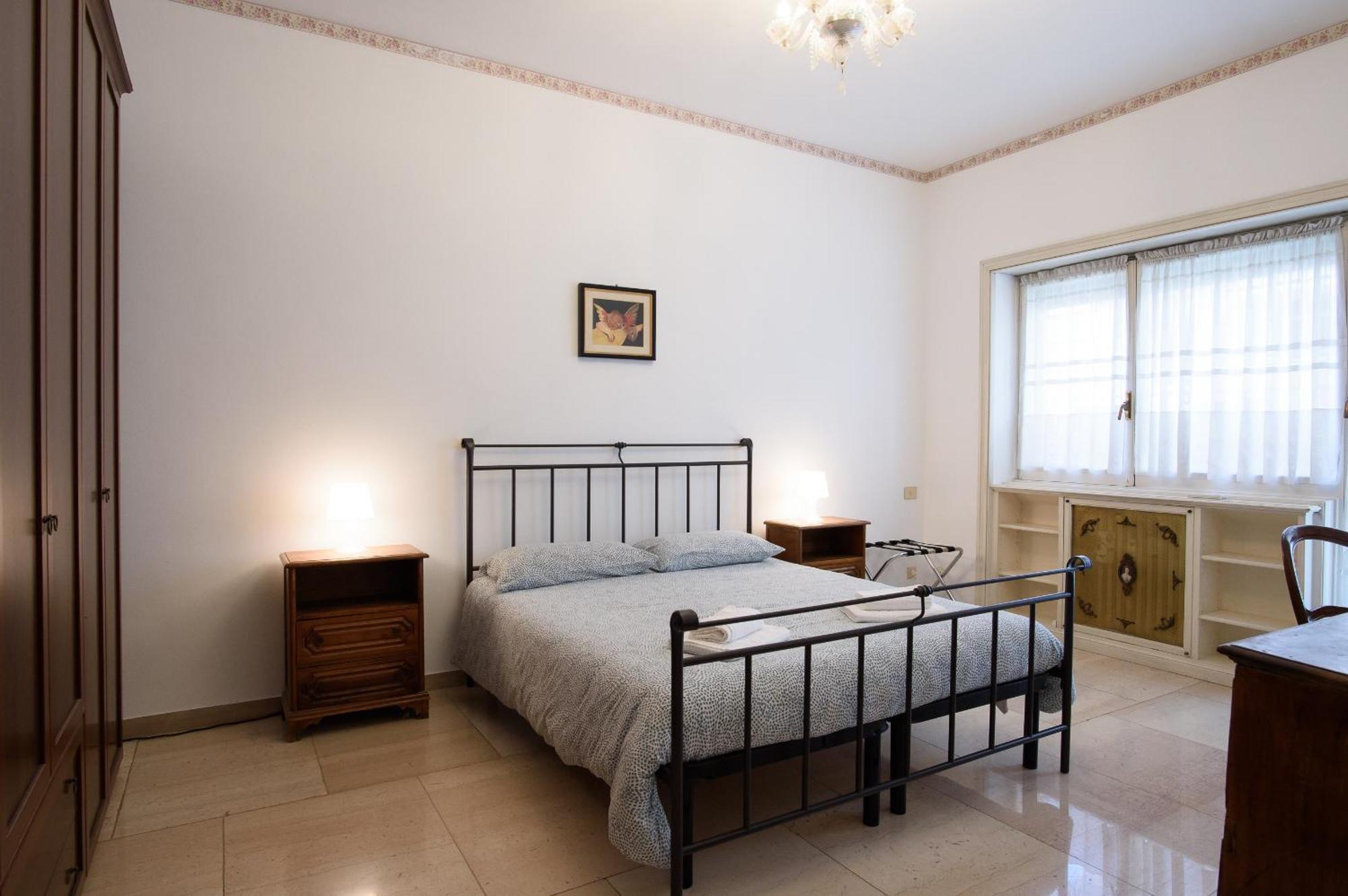 Apartment Casa Nella, With 2 Bedrooms, Rom